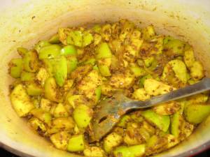 Tangy Apple Curry