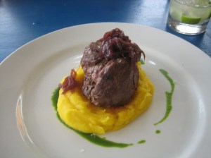 Steak on buttered Brazilian potato 